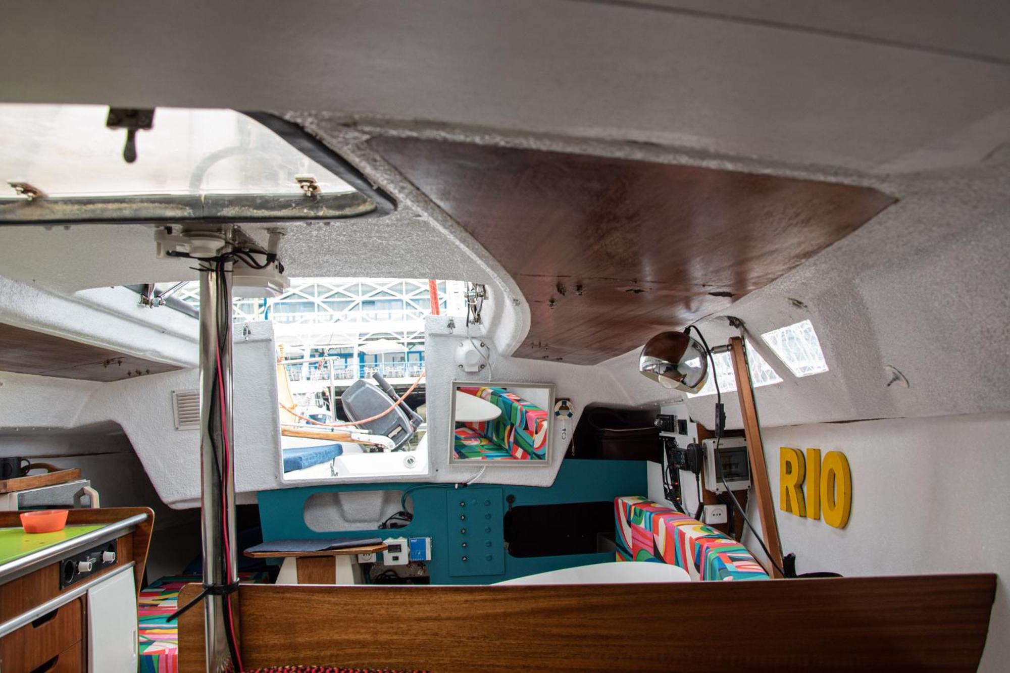70's Tiny Boat *